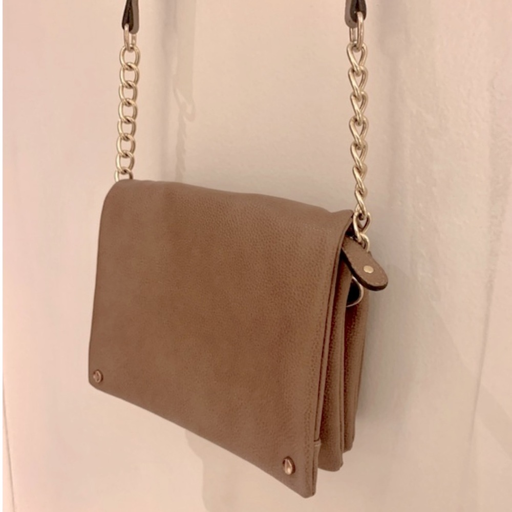 Francesca’s Collections, Street Level crossbody, EUC